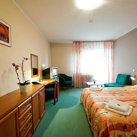 Hotel Summit 3*